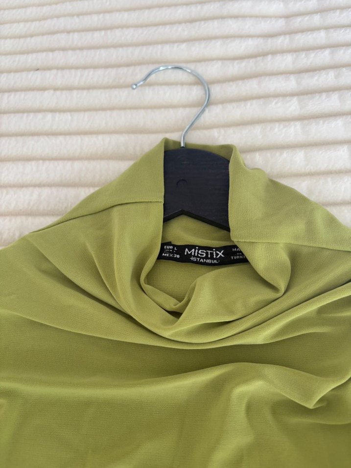 Haki Renkli Drapeli Yüksek Yakalı Kadın Bluz - Görsel 5