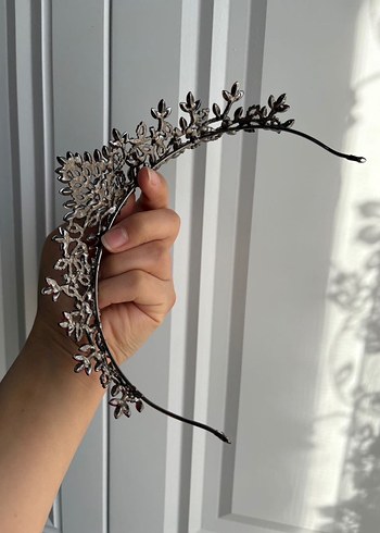 Bordo Parlak Gotik Taç - Görsel 4