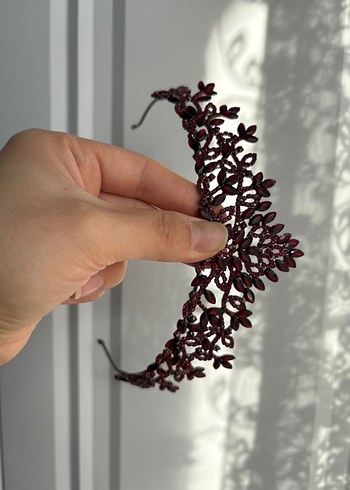 Bordo Parlak Gotik Taç - Görsel 3