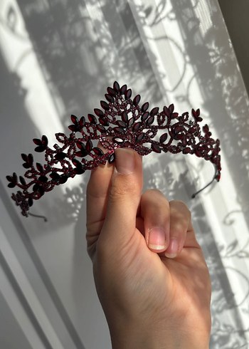 Bordo Parlak Gotik Taç - Görsel 2