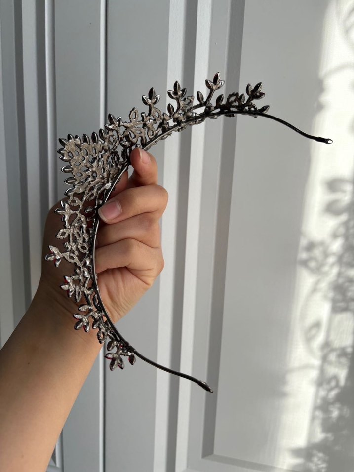 Bordo Parlak Gotik Taç - Görsel 4