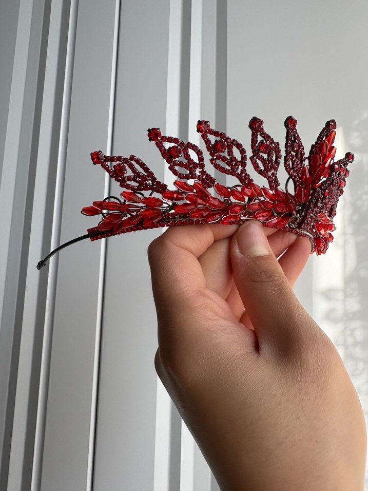 Koyu Kırmızı Boncuklu Gotik Taç - Görsel 5