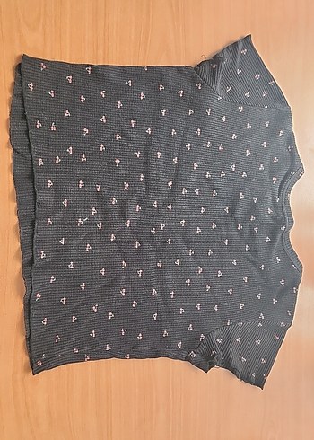 Bershka Siyah Kısa Kollu Fitted Tişört