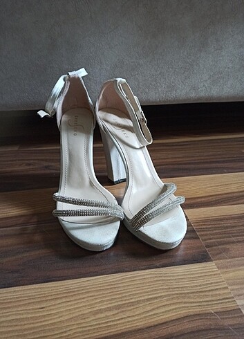 39 Beden Shoeseko
