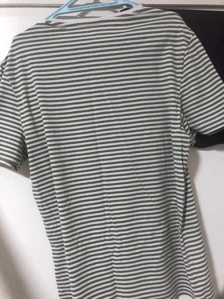 Yeşil Çizgili Bluz - Görsel 3