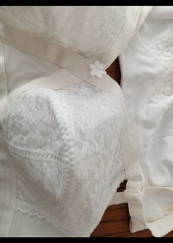 Beyaz Vintage Midi Sütyen Seti - Görsel 3