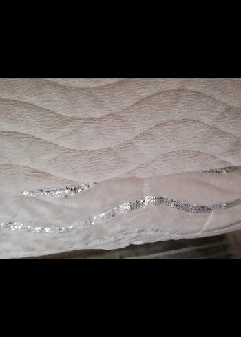 Pudra rengi kullanılmış  çift kişilik yatak örtüsü - Görsel 4