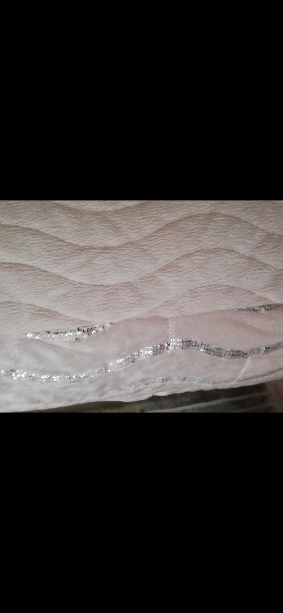 Pudra rengi kullanılmış  çift kişilik yatak örtüsü - Görsel 4