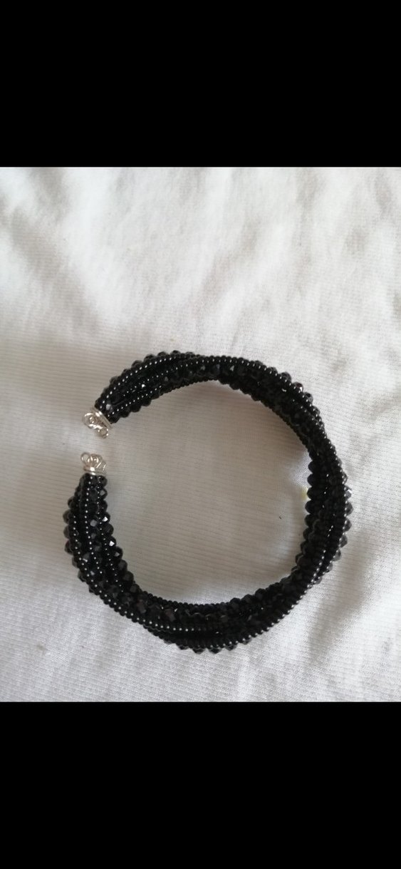 Siyah Boncuklu el işi bileklik - Görsel 2