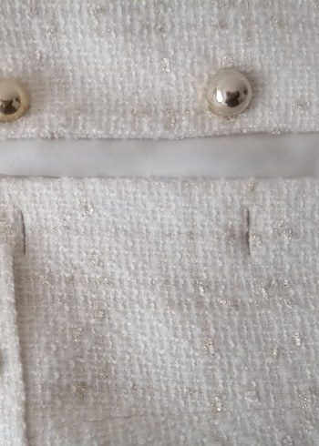 Düğmeli Beyaz Midi Kadın Ceket - Görsel 7