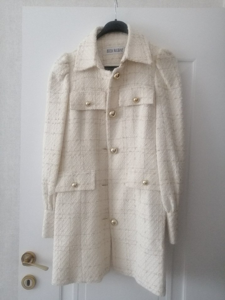 Düğmeli Beyaz Midi Kadın Ceket - Görsel 2