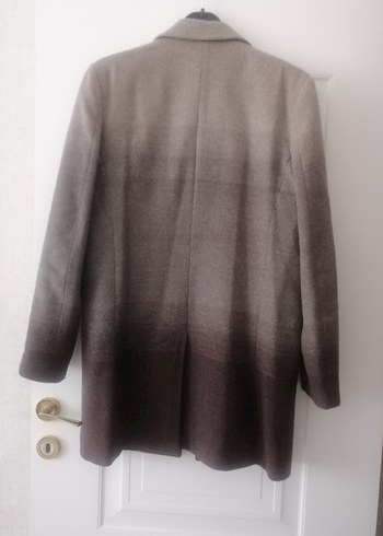 Bej Düğmeli Erkek Yün Kaban - Görsel 4