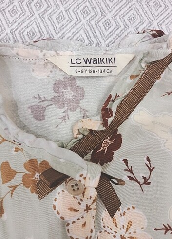 8 Yaş Beden yeşil Renk Lc Waikiki gömlek