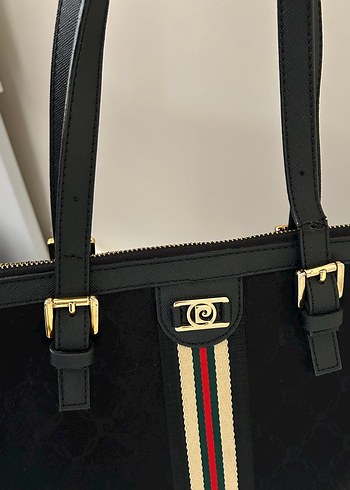 Beden siyah Renk Pierre cardin kol çantası