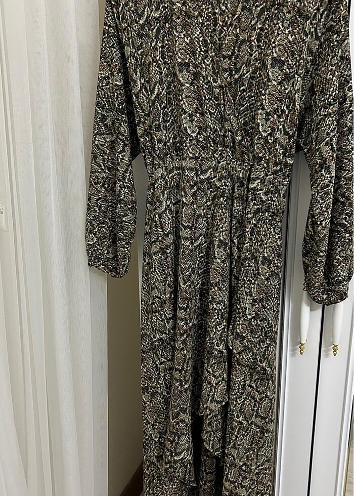 Yılan desen elbise - Görsel 3