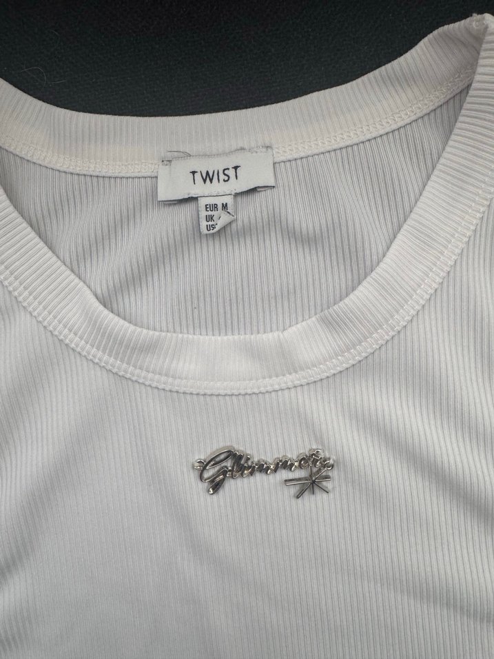 Beyaz Nakışlı Mini Atlet - Görsel 2