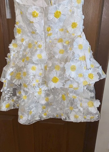 Beyaz Nakışlı Çiçekli Kız Çocuk Elbisesi - Görsel 2