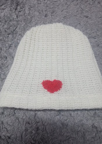 Beyaz Örgü Kadın Eldivenive şapka Kalp Detaylı - Görsel 4