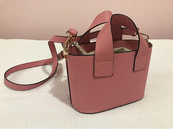 Zara Zara pembe askılı çanta