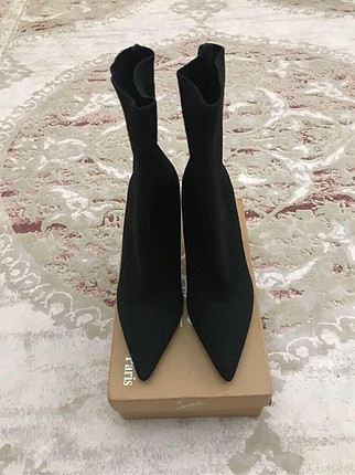 Zara Siyah bootie