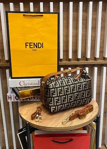 Beden FENDI BAYAN ÇANTA