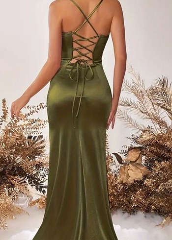 Yeşil Saten Askılı Abiye - Görsel 2