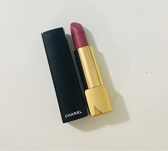 Chanel Ruj