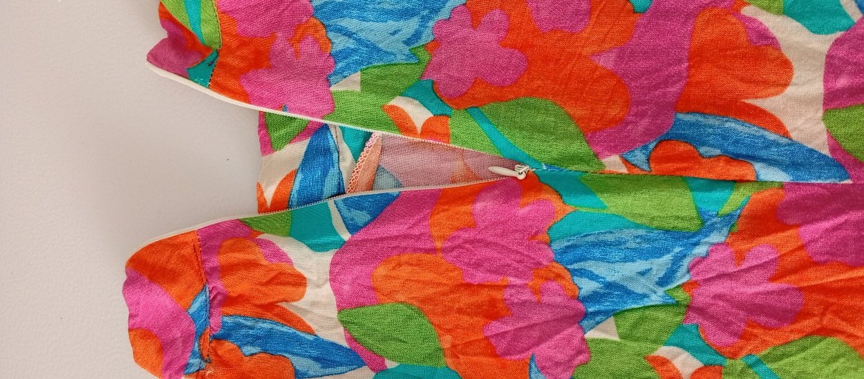 renkli çiçek baskılı viskon elbise - Görsel 5