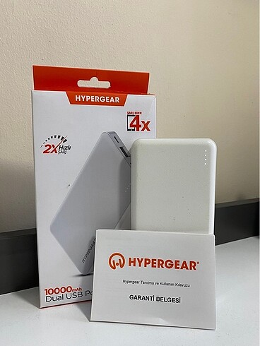 HYPERGEAR 10000mAh Powerbank