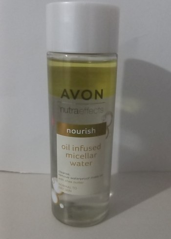 Avon Nutraeffects Besleyici Yağlı Misel Su