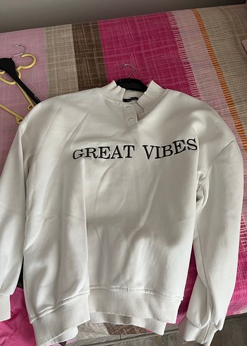 Beyaz Kadın Sweatshirt - Görsel 2
