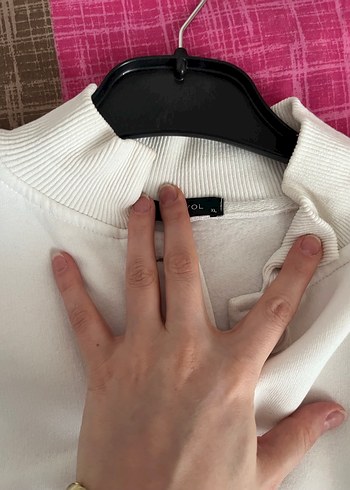 Beyaz Kadın Sweatshirt - Görsel 3