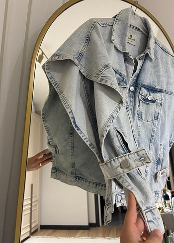 Kadın Gri Batik Desenli Kolsuz Denim Ceket - Görsel 3