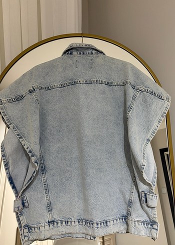 Kadın Gri Batik Desenli Kolsuz Denim Ceket - Görsel 4