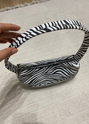 Zebra Desenli Kadın Omuz Çantası - Görsel 3
