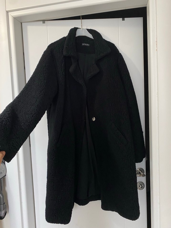 Siyah Düğmeli Midi Kadın Kaban - Görsel 3