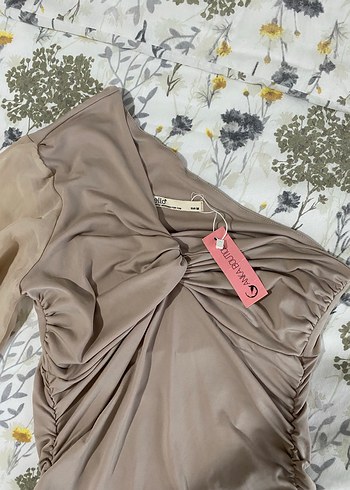 Bej Straplez Drapeli Uzun Kollu Elbise - Görsel 2