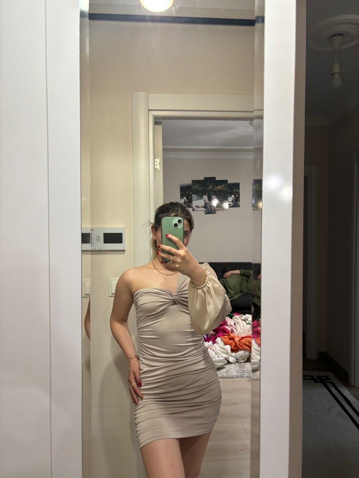 Bej Straplez Drapeli Uzun Kollu Elbise - Görsel 4