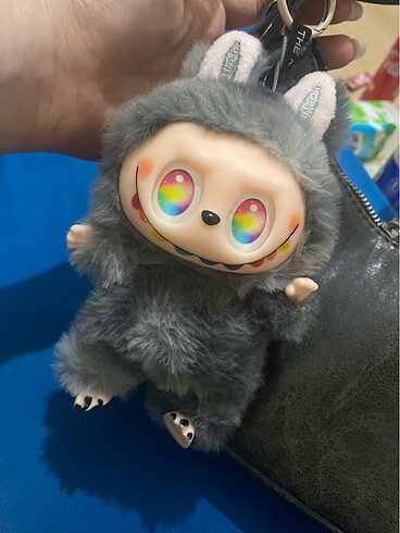 Gri secret labubu