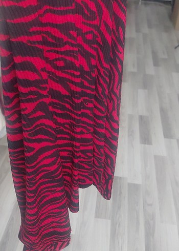 Kırmızı Zebra Desenli Drapeli Hamile Etek - Görsel 2