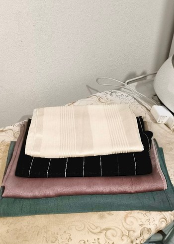 Aker Siyah Çizgili Kadın Kumaş Pantolon