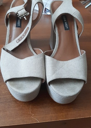 Nine West Bej Kadın Dolgu Topuklu Ayakkabı
