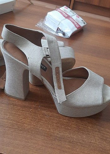 Nine West Bej Kadın Dolgu Topuklu Ayakkabı - Görsel 5