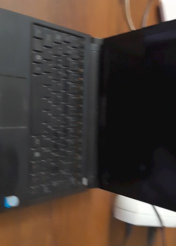 Siyah Grundig Laptop - Görsel 5