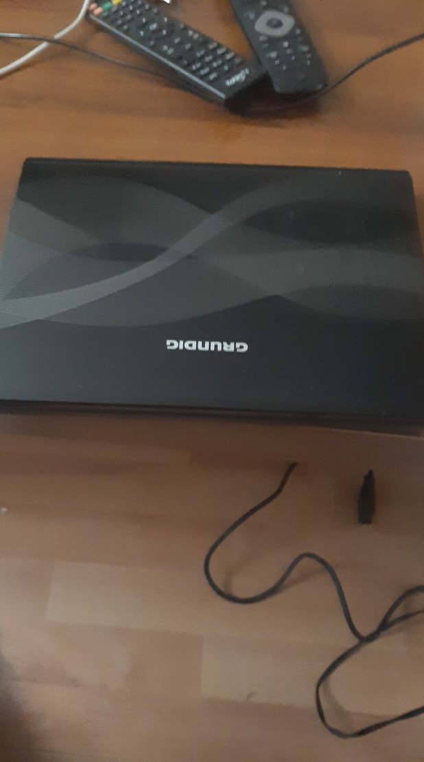 Siyah Grundig Laptop - Görsel 2