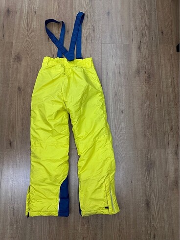 11-12 Yaş Beden Tchibo Kayak / Snowboard pantolonu 11/12 yaş (146/152 beden)
