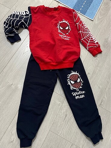 Spiderman takım