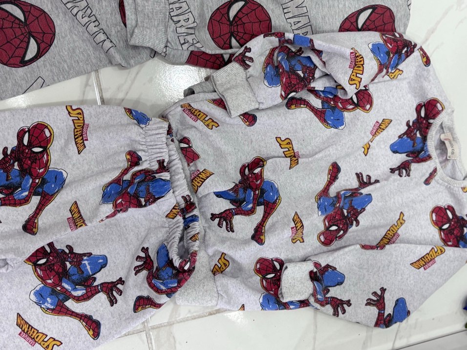 Erkek Çocuk Marvel Baskılı Gri Pijama Takımı - Görsel 4