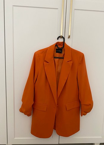 Turuncu Düğmeli Kadın Blazer