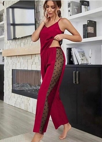 Bambu Tül Detaylı Kırmızı Pijama Takımı